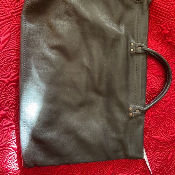 Genuine leather non branded portfolio - Picture 9 of 16